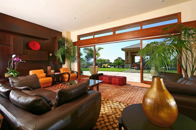 起居室 Living Room